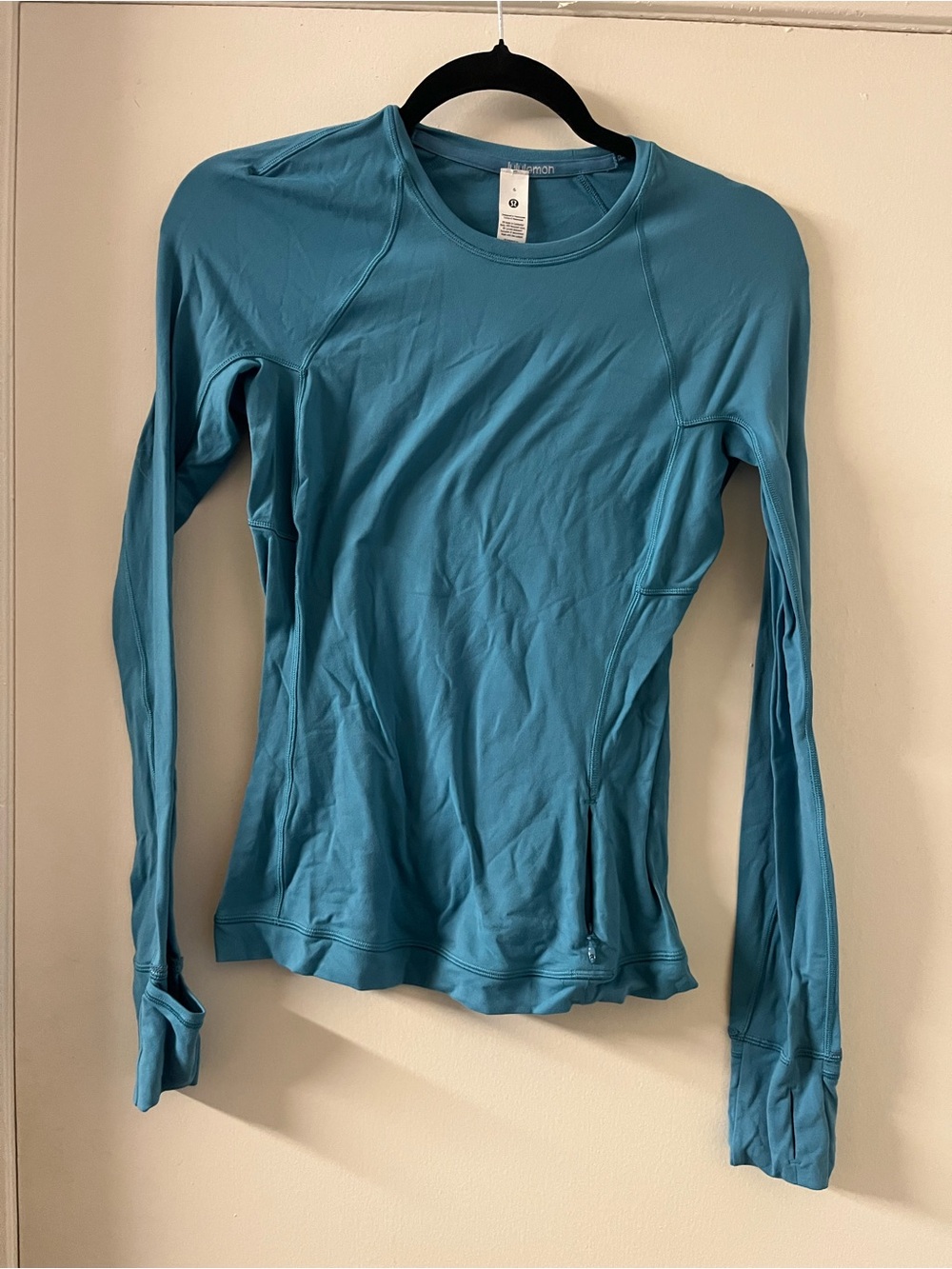 Lululemon Blue Longsleeve Top Size 6